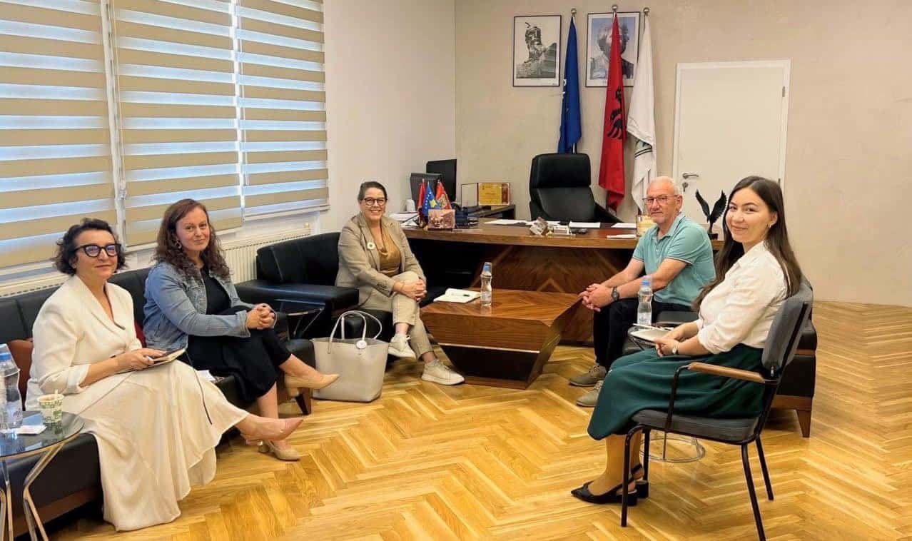 Pritëm në Komunën tonë znj. Mary-Ann Hennessey, Shefe e Zyrës së Këshillit të Evropës,