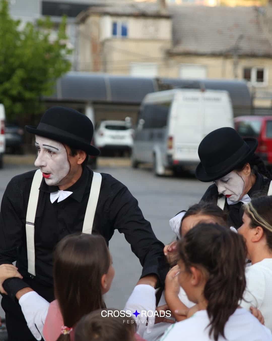 Magjia e heshtjes nga DUO MIME Nga Spanja në Han të Elezit