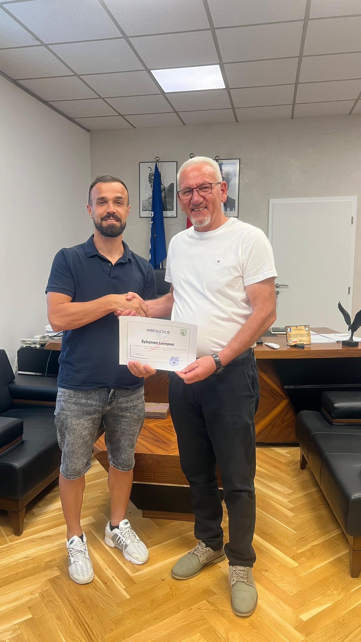 Falënderim për ish-mësimdhënësin Sylejman Lusnjani