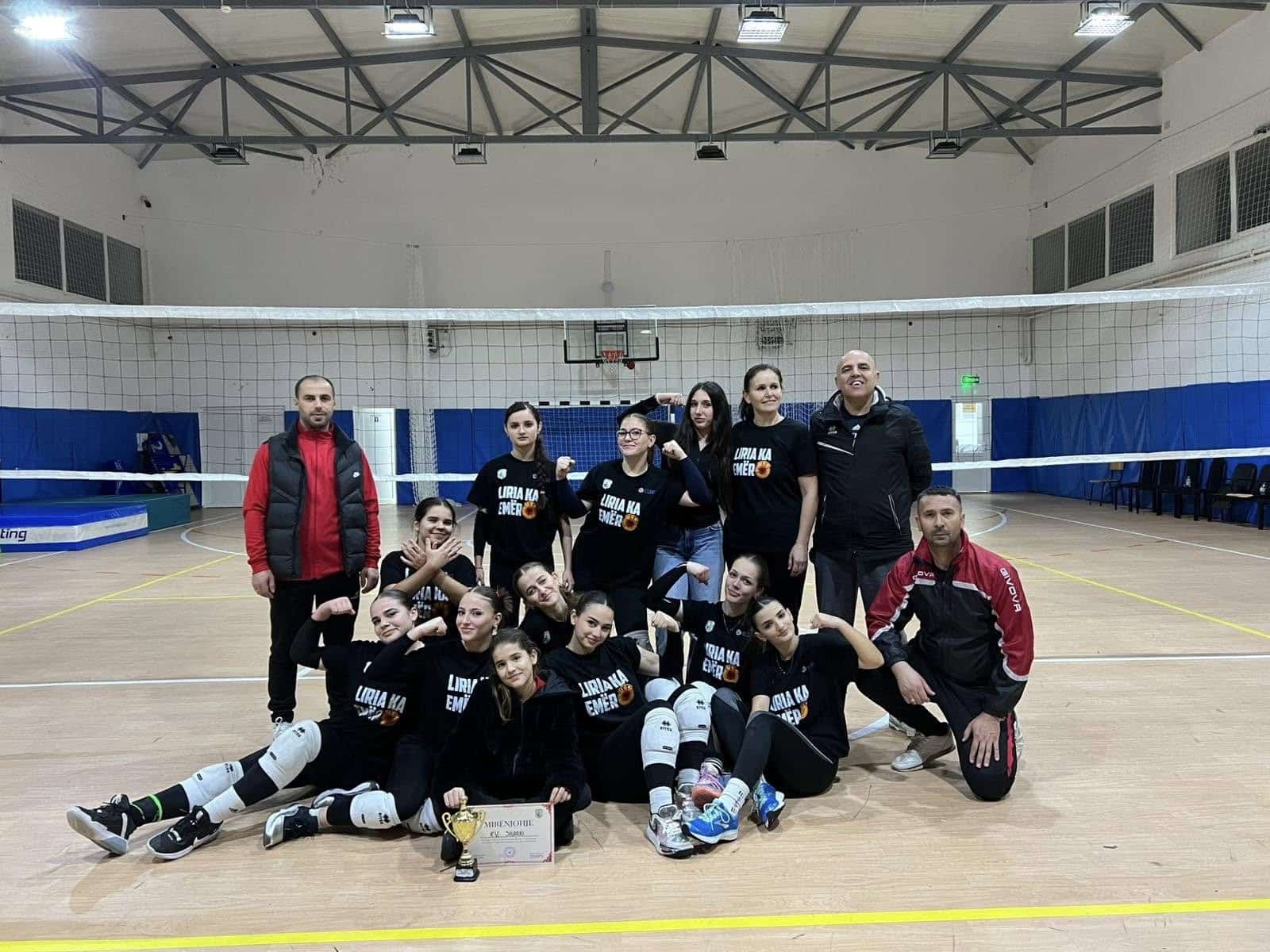 Realizohet turneu në volejboll për nder të 28 Nëntorit – Ditës së Pavarësisë së Shqipërisë