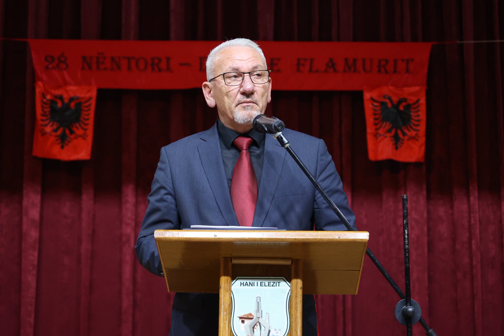 Mbahet manifestim kulturo – artistik në Han të Elezit me rastin e shënimit të 28 Nëntorit!