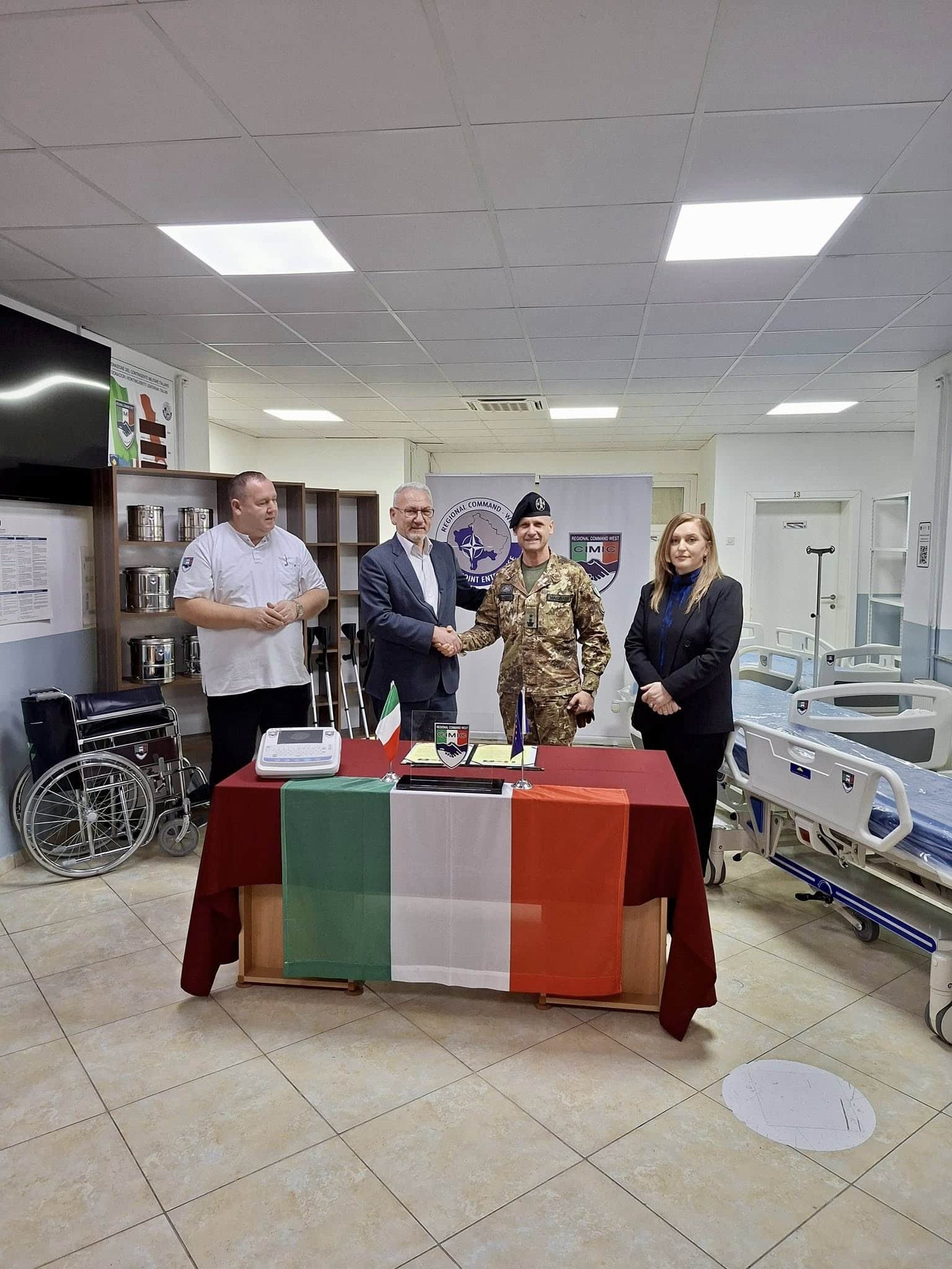 Kryetari Mehmet Ballazhi falenderon KFOR-in italian dhe ekipin e LMT