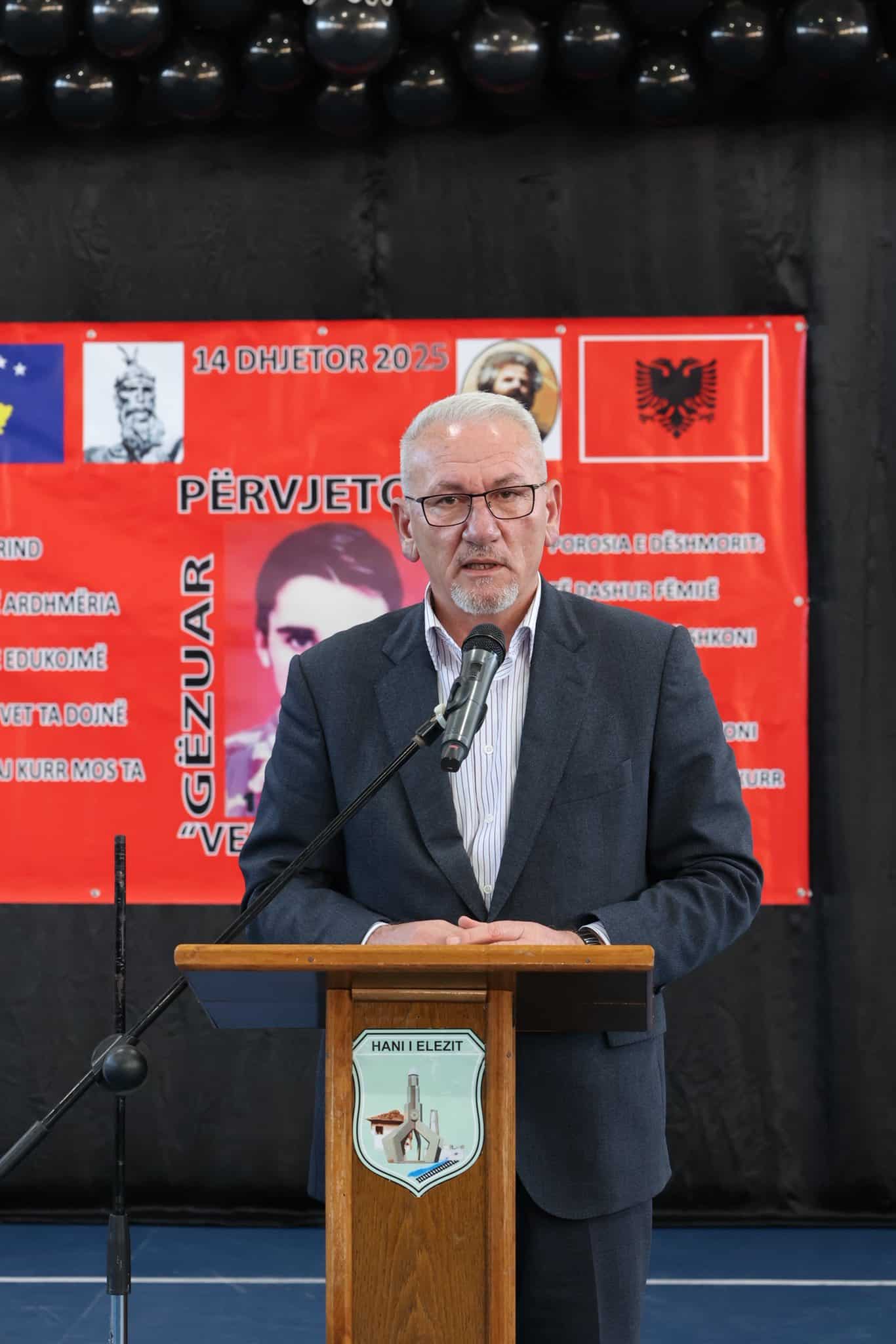 Kryetari Mehmet Ballazhi merr pjesë në përkujtimin e dëshmorit Veli Ballazhi